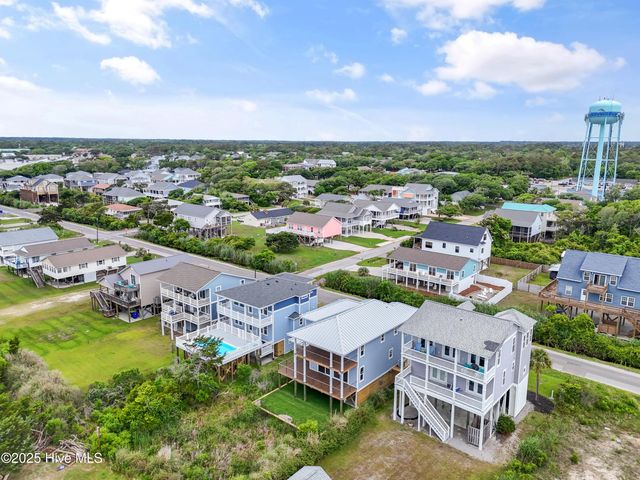 5515 E Pelican Drive, Oak Island, NC 28465