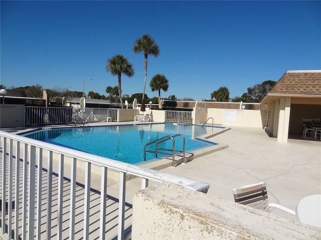 11135 CARRIAGE HILL DRIVE 3, Port Richey, FL 34668