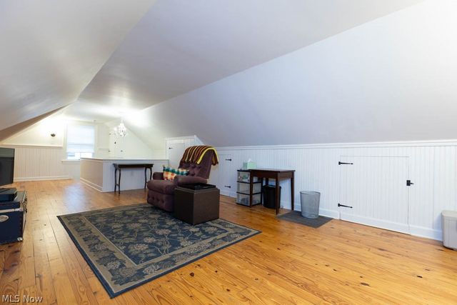 5255 Haverford Drive, Lyndhurst, OH 44124