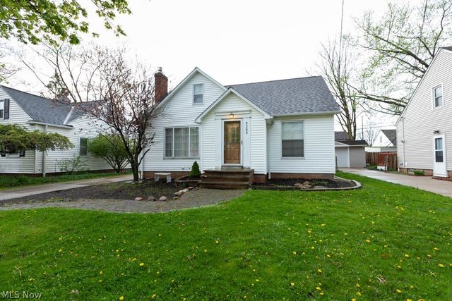 5255 Haverford Drive, Lyndhurst, OH 44124