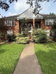 7315 Starbridge Drive, Houston, TX 77095