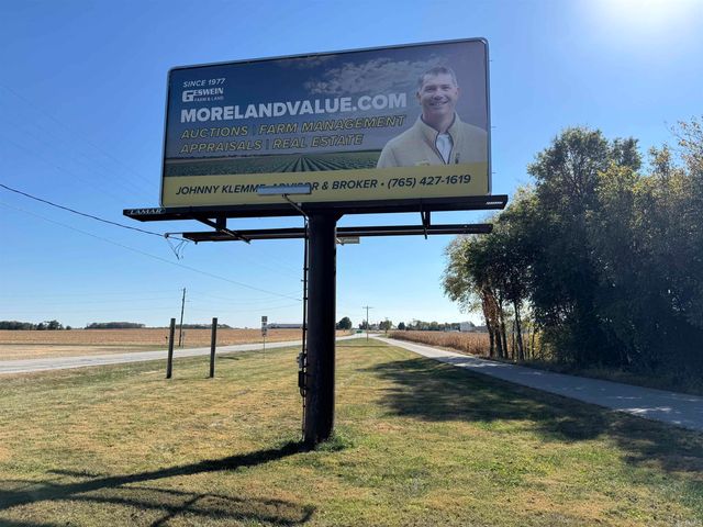 9227 S 900 W, West Point, IN 47992