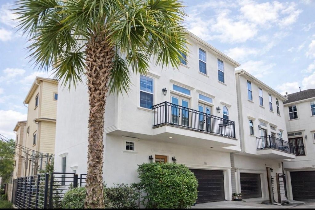 5711 Kiam Street, Houston, TX 77007