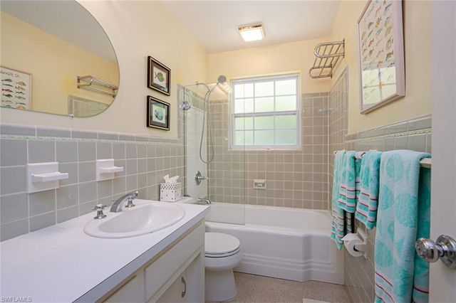 361 1st AVE N, Naples, FL 34102