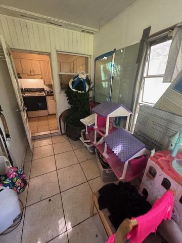 807 Texas Court, Fort Pierce, FL 34950