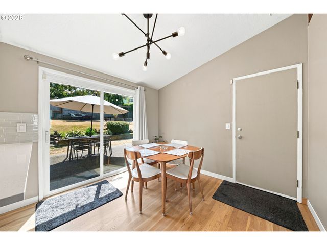 13918 Ne KLICKITAT Ct, Portland, OR 97230