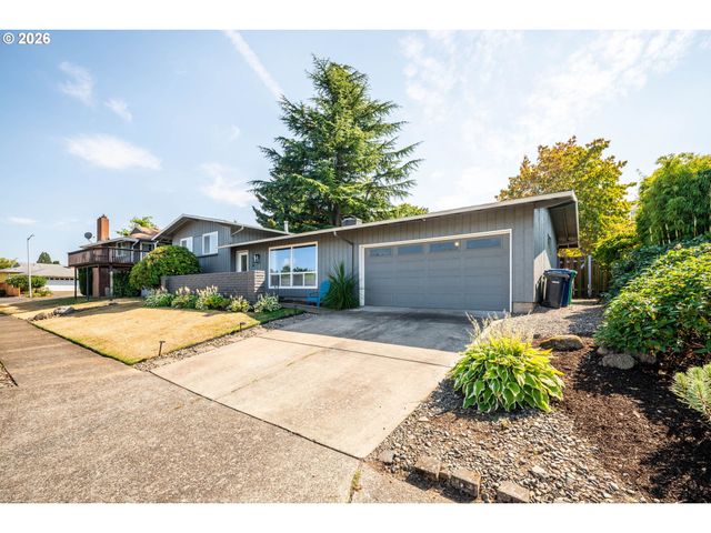 13918 Ne KLICKITAT Ct, Portland, OR 97230