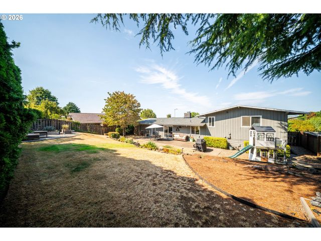 13918 Ne KLICKITAT Ct, Portland, OR 97230