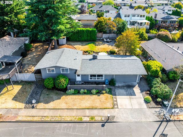 13918 Ne KLICKITAT Ct, Portland, OR 97230