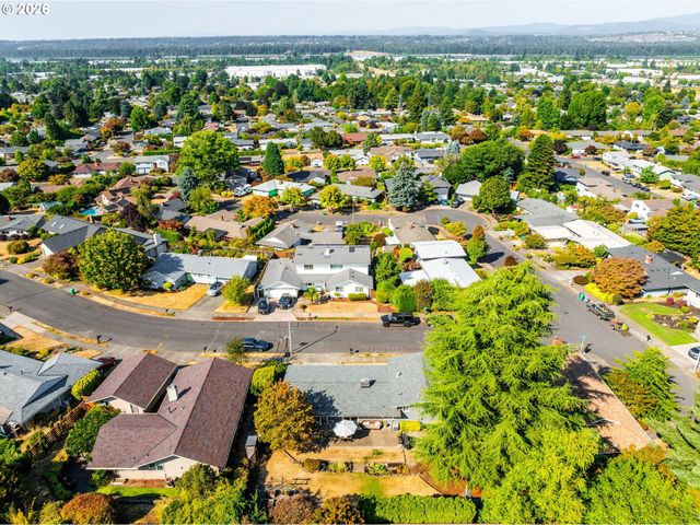 13918 Ne KLICKITAT Ct, Portland, OR 97230