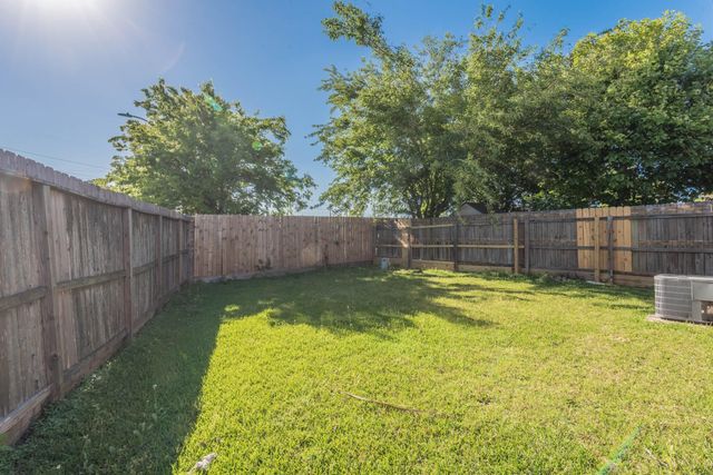 10203 Azalea Village, Houston, TX 77088