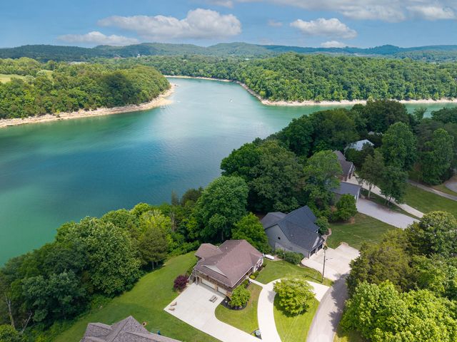 120 Woodson Cove, Bronston, KY 42518