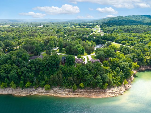 120 Woodson Cove, Bronston, KY 42518