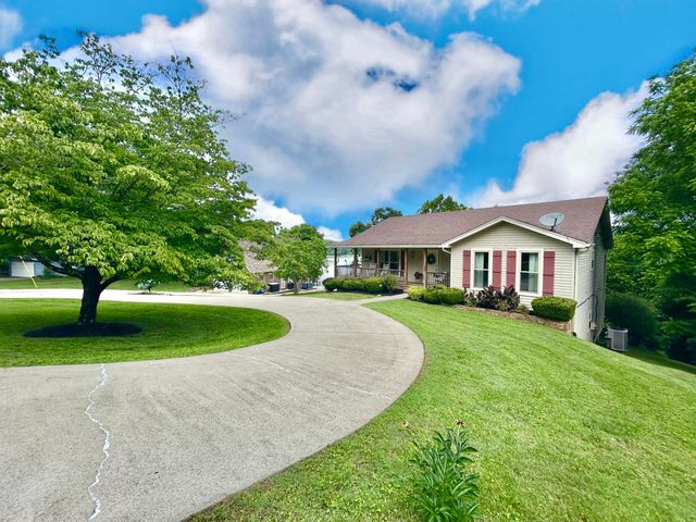 120 Woodson Cove, Bronston, KY 42518