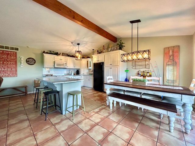 120 Woodson Cove, Bronston, KY 42518