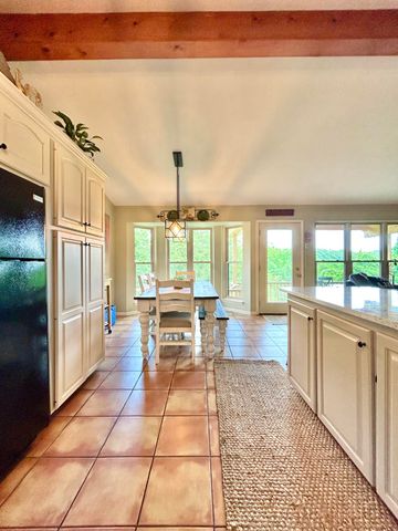 120 Woodson Cove, Bronston, KY 42518
