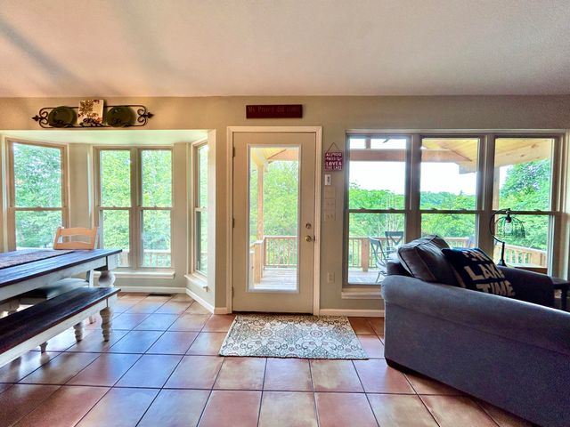 120 Woodson Cove, Bronston, KY 42518