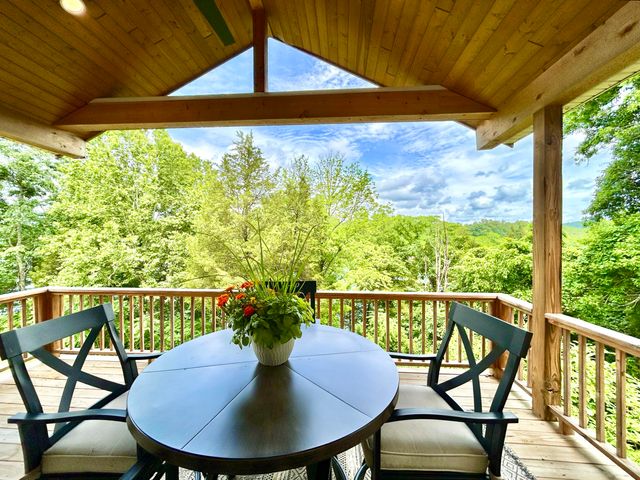 120 Woodson Cove, Bronston, KY 42518