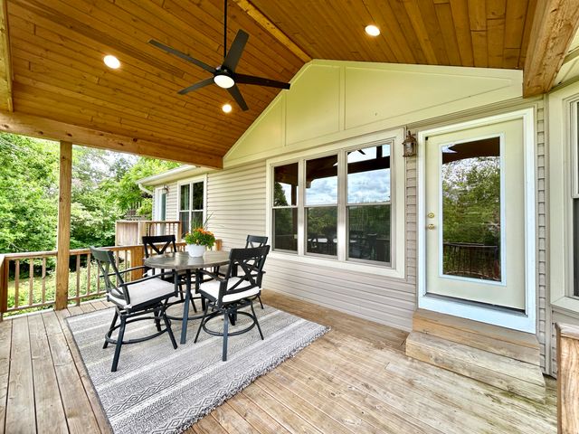 120 Woodson Cove, Bronston, KY 42518