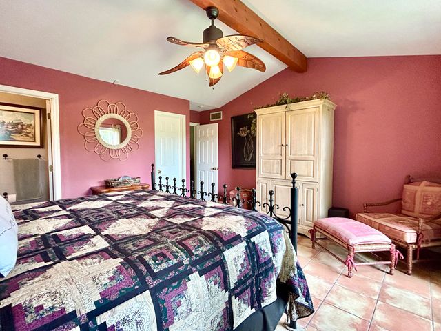 120 Woodson Cove, Bronston, KY 42518