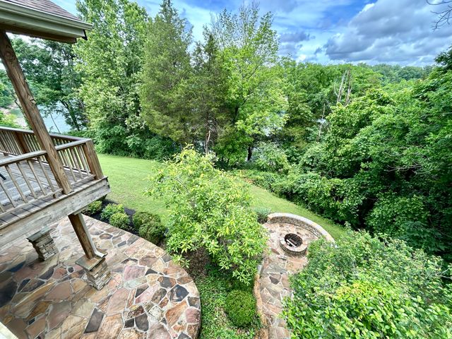 120 Woodson Cove, Bronston, KY 42518