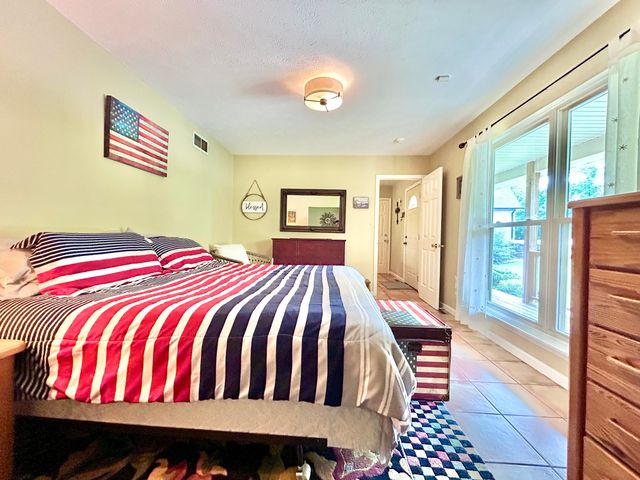 120 Woodson Cove, Bronston, KY 42518