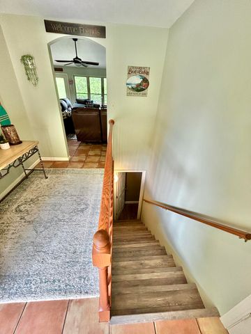 120 Woodson Cove, Bronston, KY 42518