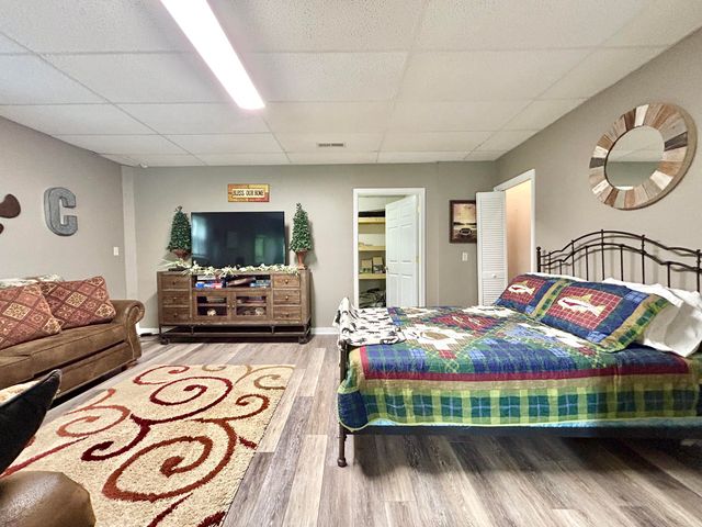 120 Woodson Cove, Bronston, KY 42518