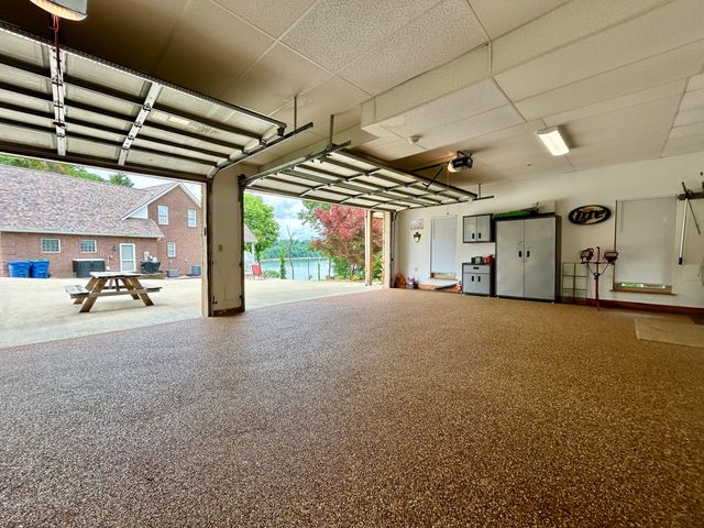 120 Woodson Cove, Bronston, KY 42518
