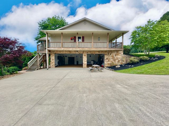 120 Woodson Cove, Bronston, KY 42518