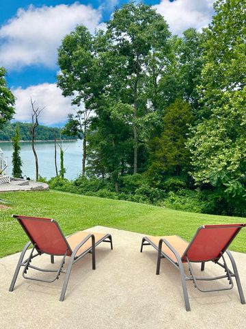 120 Woodson Cove, Bronston, KY 42518