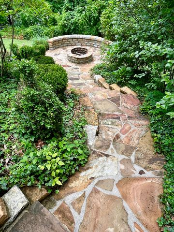 120 Woodson Cove, Bronston, KY 42518