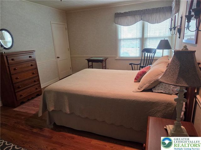2301 West Walnut Street, Allentown City, PA 18104