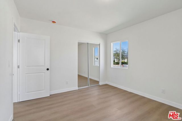 8012 Irvine Avenue, North Hollywood (los Angeles), CA 91605
