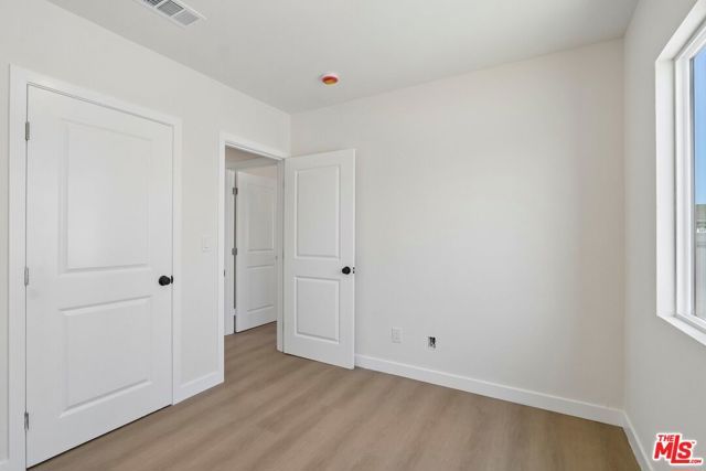 8012 Irvine Avenue, North Hollywood (los Angeles), CA 91605
