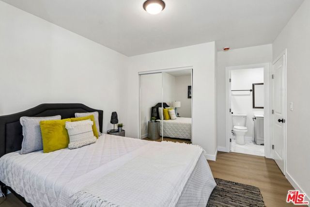 8012 Irvine Avenue, North Hollywood (los Angeles), CA 91605