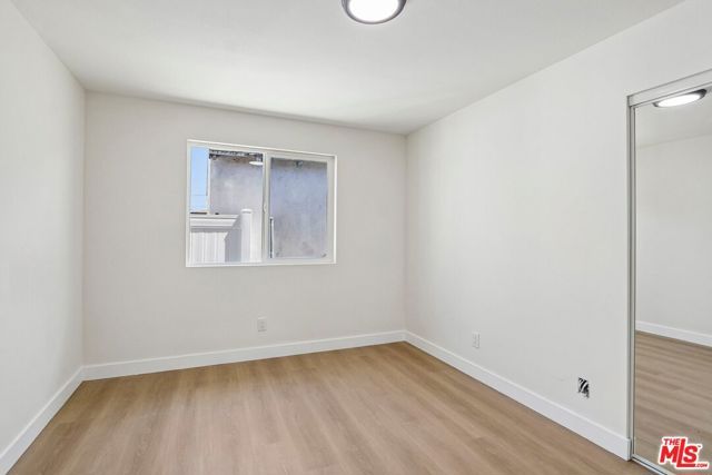 8012 Irvine Avenue, North Hollywood (los Angeles), CA 91605