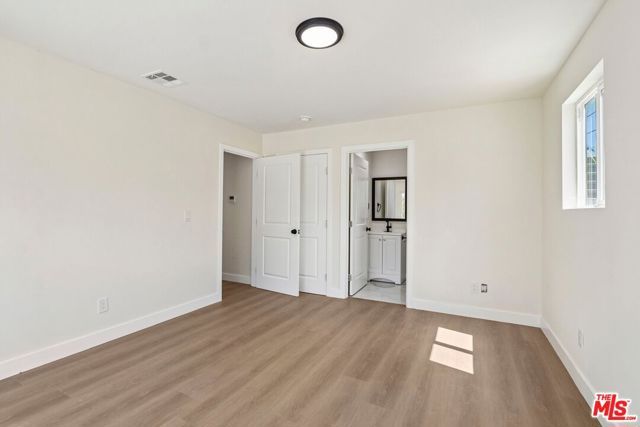 8012 Irvine Avenue, North Hollywood (los Angeles), CA 91605