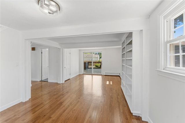 66 Union Street, Lincoln, RI 02865