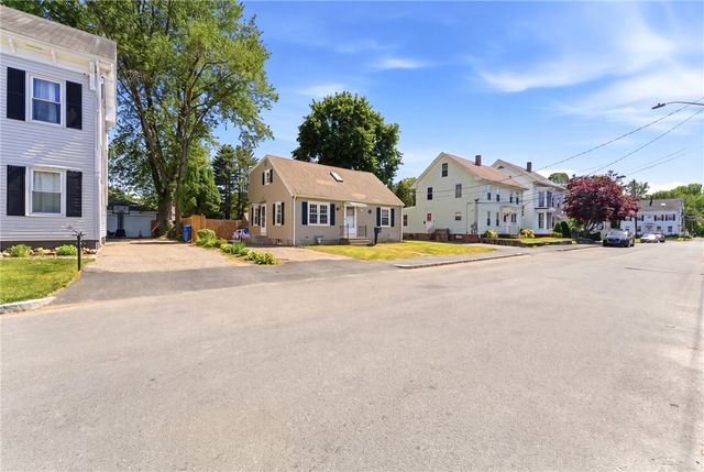 66 Union Street, Lincoln, RI 02865
