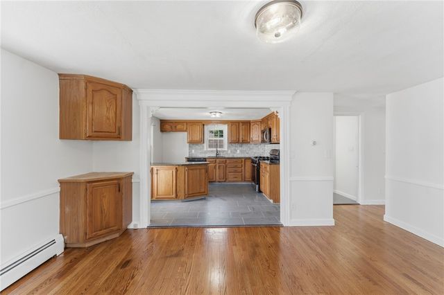 66 Union Street, Lincoln, RI 02865
