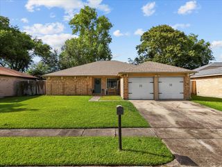 9731 Rocky Hollow Road, La Porte, TX 77571