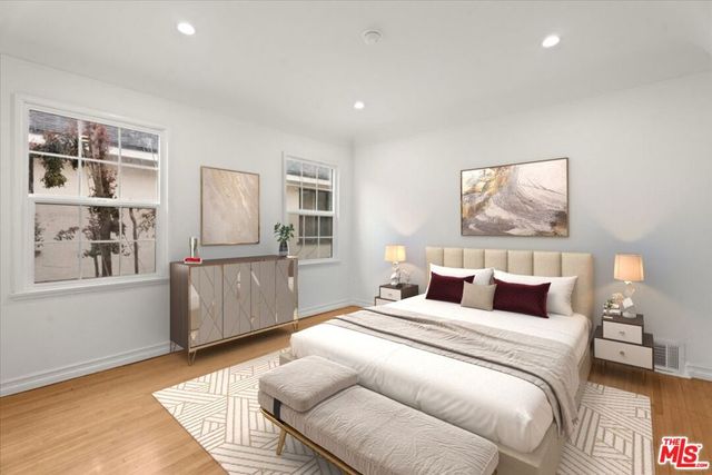 207 S Reeves Drive, Beverly Hills, CA 90212