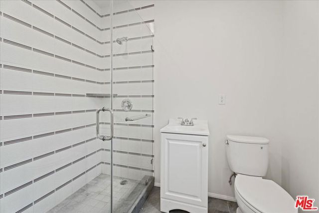 207 S Reeves Drive, Beverly Hills, CA 90212