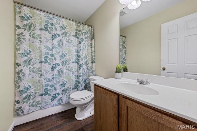 270 Derek Drive, Hawk Point, MO 63349