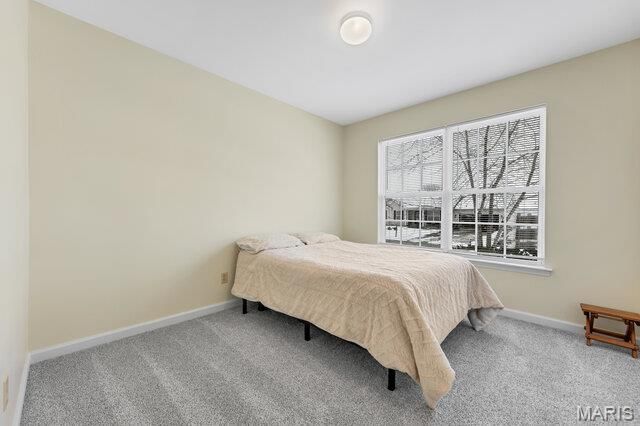 270 Derek Drive, Hawk Point, MO 63349