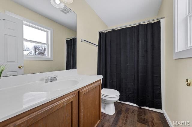 270 Derek Drive, Hawk Point, MO 63349