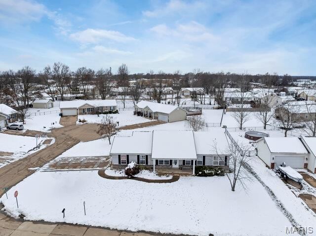 270 Derek Drive, Hawk Point, MO 63349