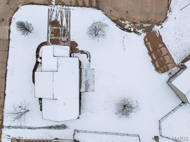 270 Derek Drive, Hawk Point, MO 63349