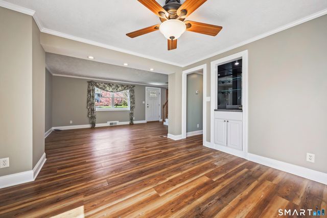 124 Garrigus Court, Wolcott, CT 06716